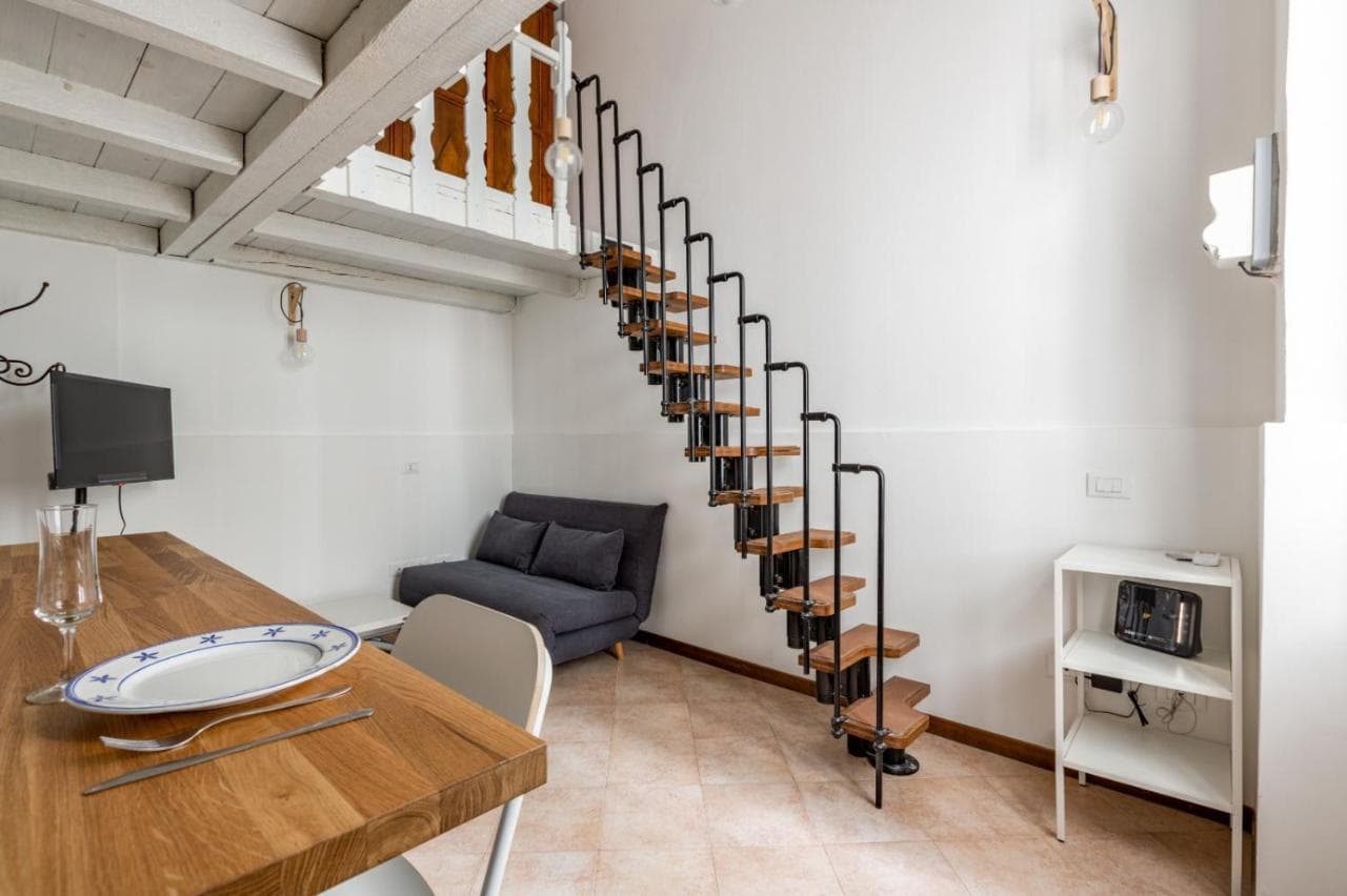 New! Studio Apt 700m From Corso Lodi! (Adults Only)