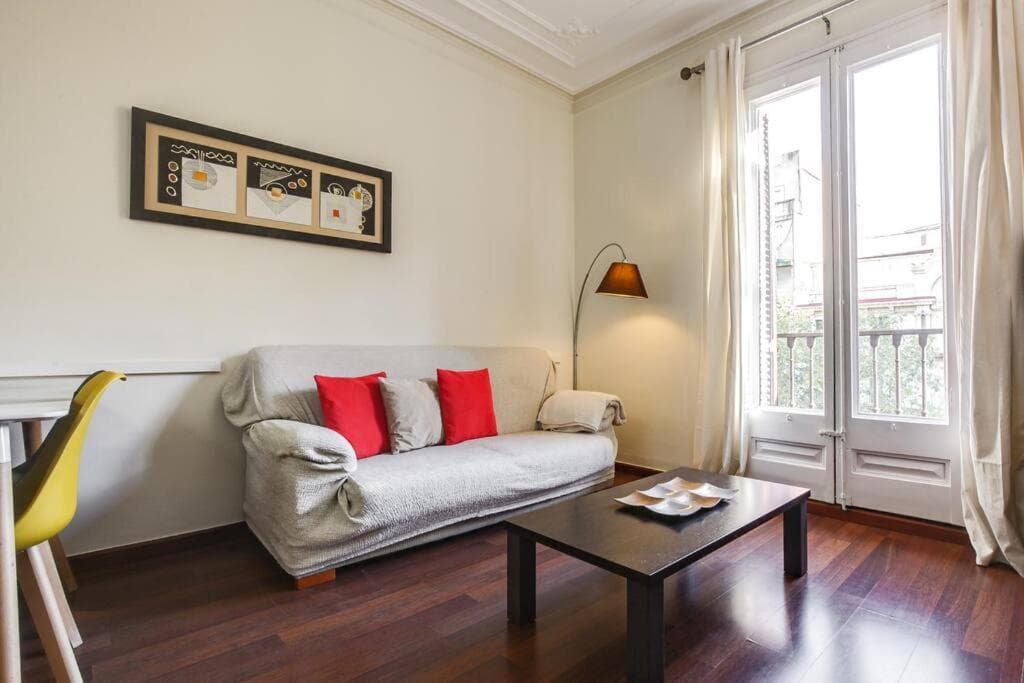 Ronda Sant Pere Private City Center 3bedroom Suite B (Adults Only)