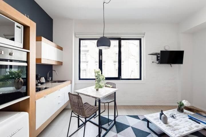 Edificio Remodelado. Frente Al Munal. Centro Historico