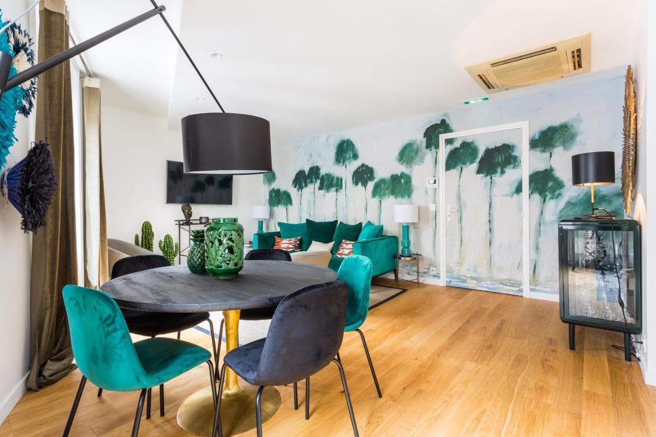 Cmg Champs Elysees - Boetie 4gd