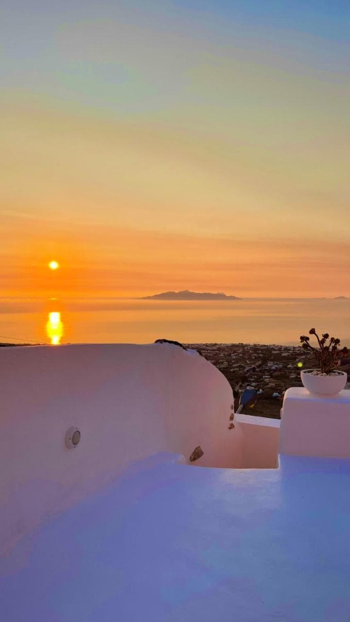 Amphora Villas Santorini Pyrgos