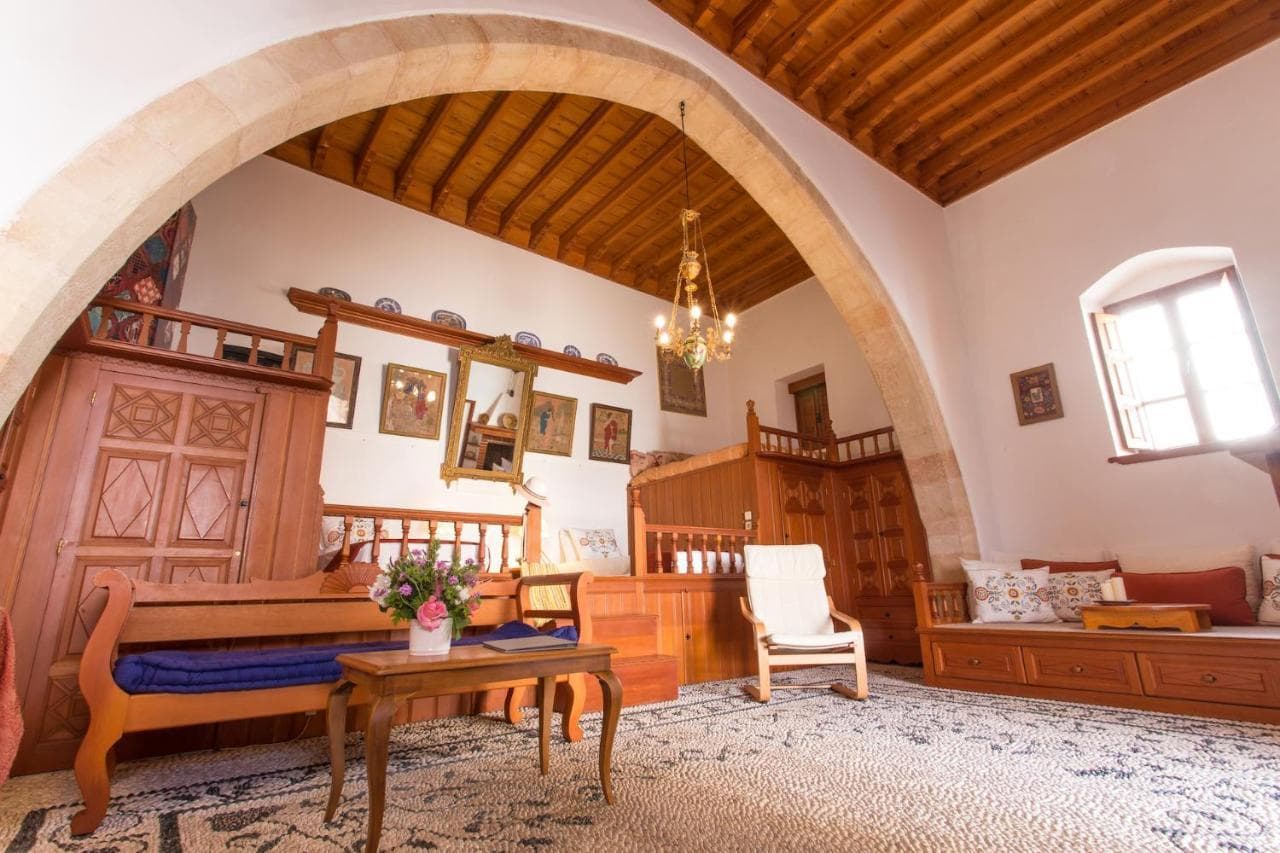 Evangelia's Traditional Villa Lindos