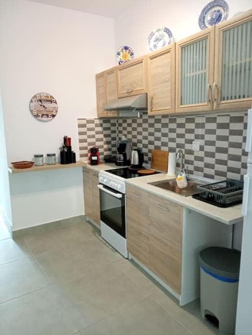 Downtown Apartment with Private Parking