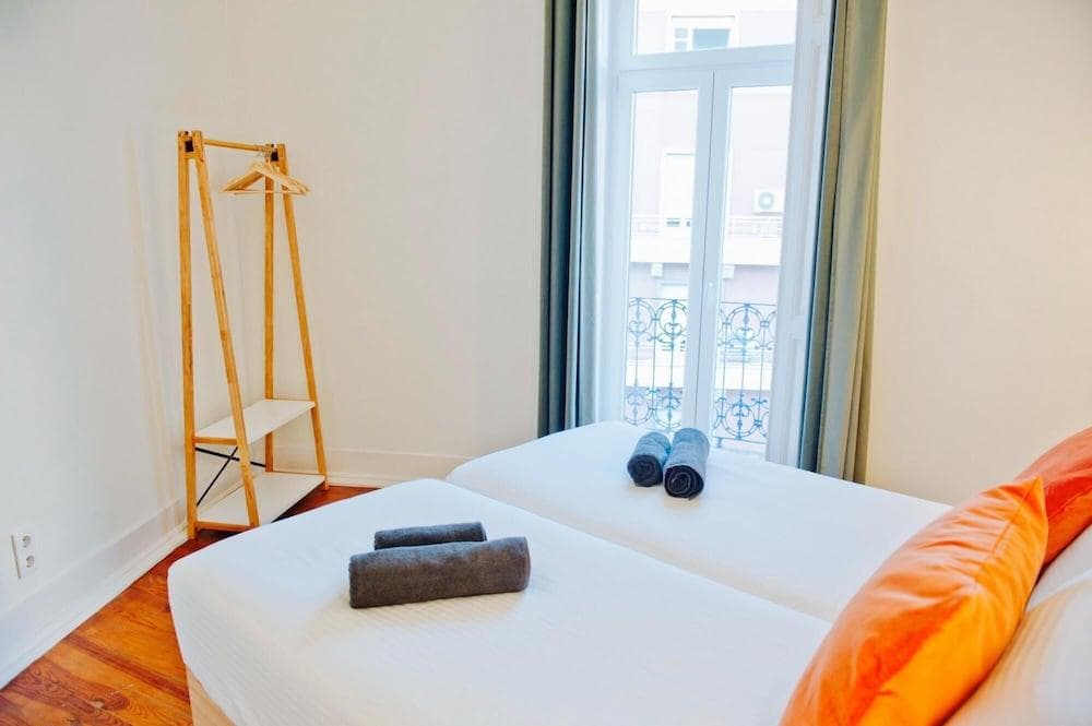 Beautiful Dreamers @ Avenida Liberdade (Cr3d)