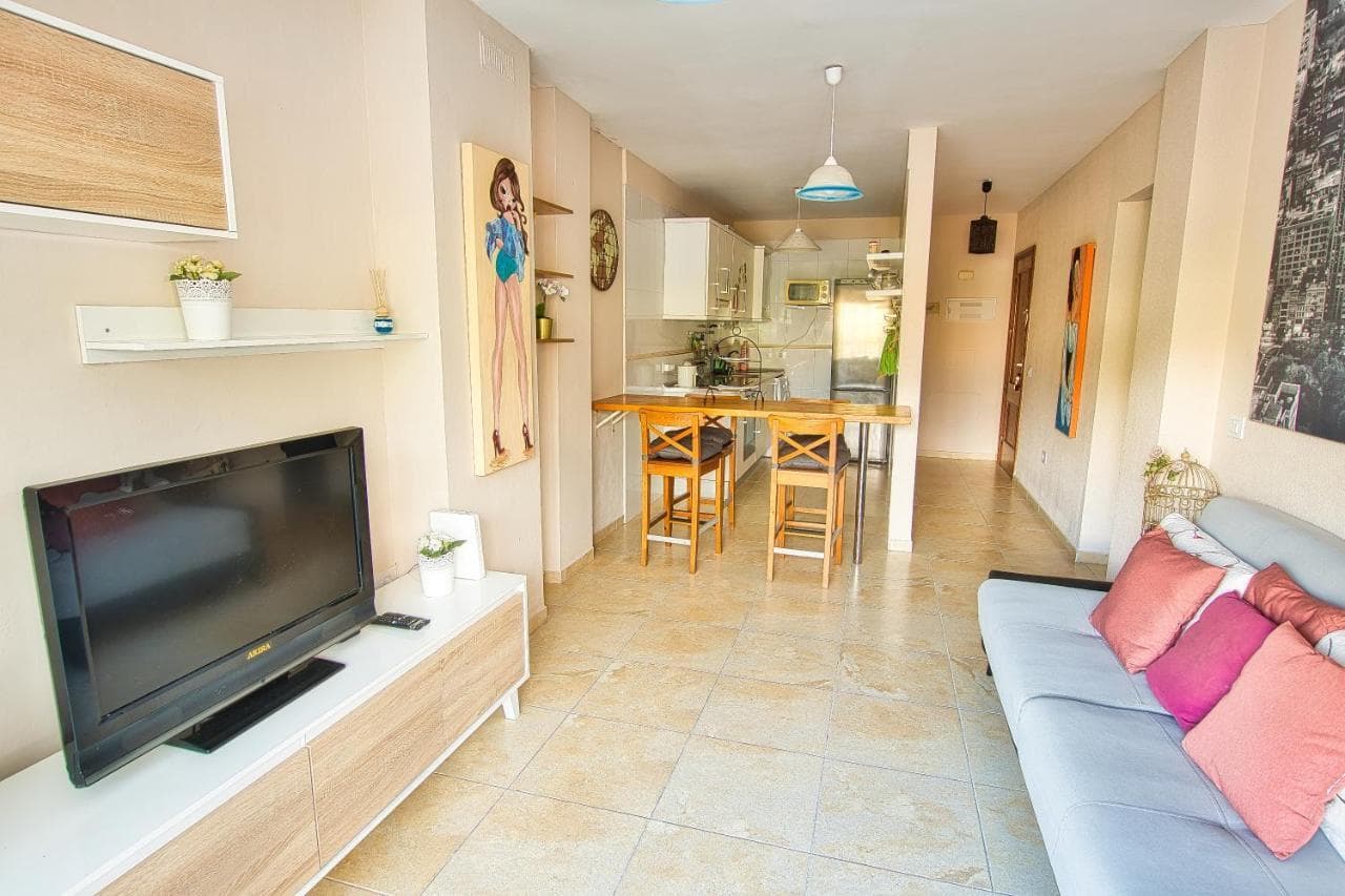 The Lookout Cottage: Wind & Waves Escape