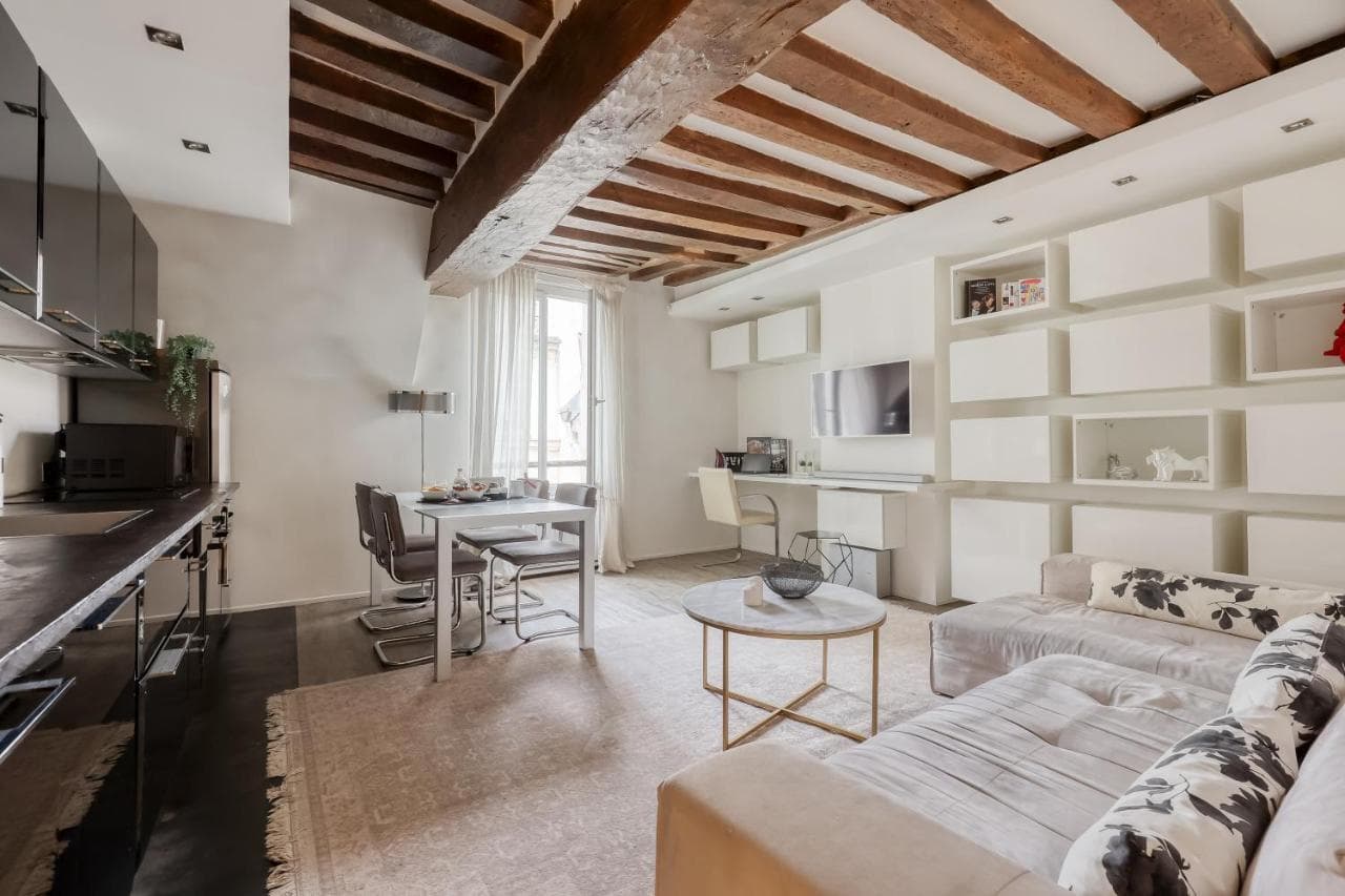 Large And Modern 1brd Flat at Lovely Saint Germain