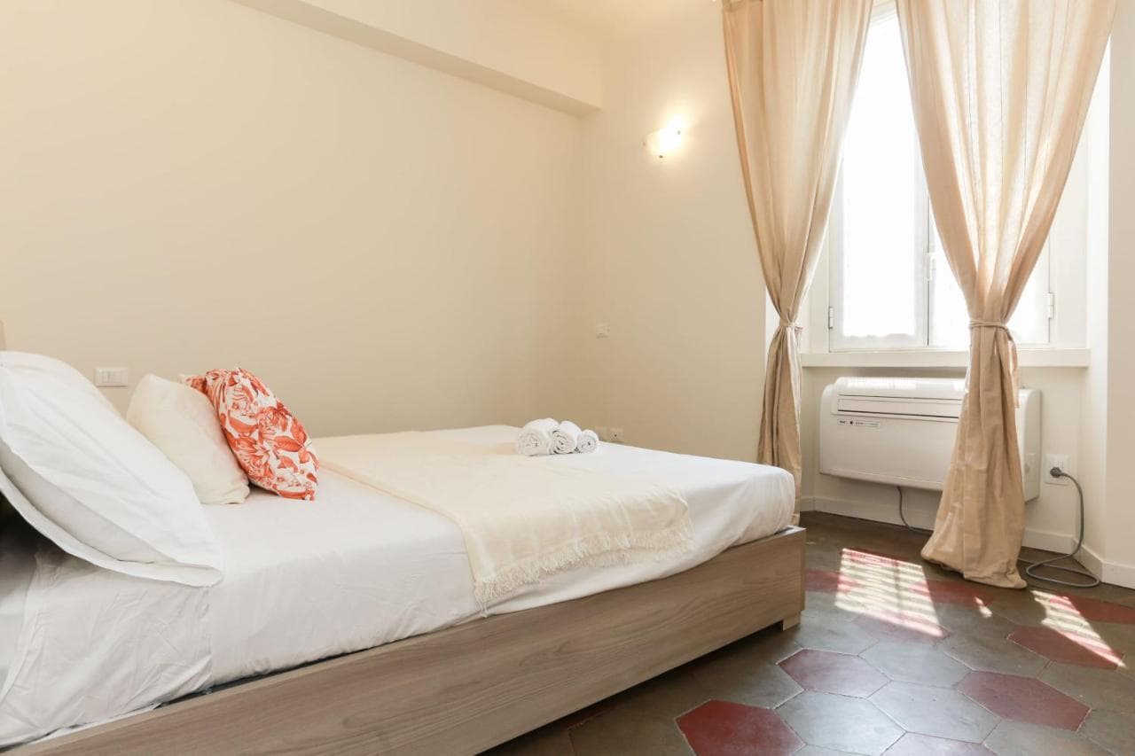 The Best Rent - Spacious Two Bedrooms Apartment in Porta Romana