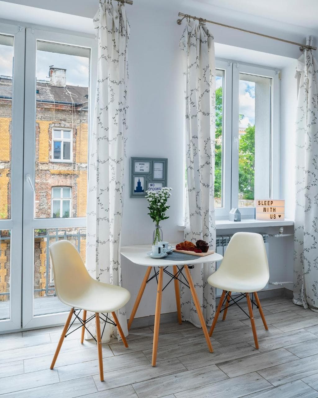 Emilii Plater 12 Prywatne Mieszkanie Z Balkonem 400 M Od Dworca Centralnego Samodzielne Zameldowanie!