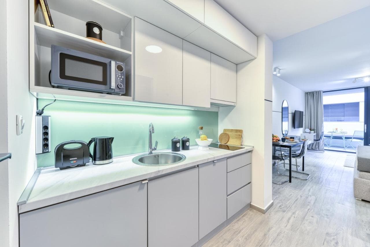 Hica Apartments la Linea Studio Apt with Balcony