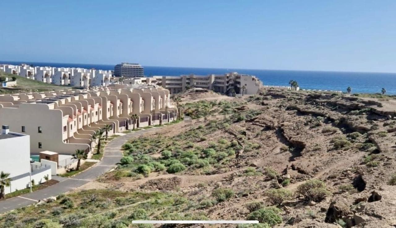 Chalet Adosado El Medano