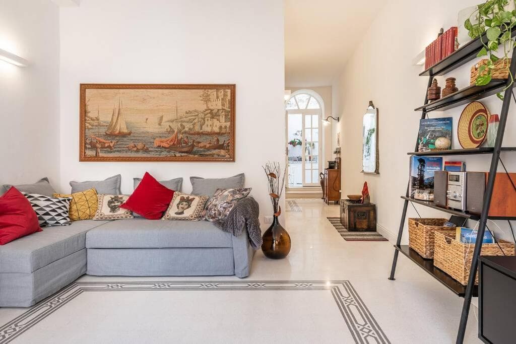 Dimora Luminosa E Raffinata Nel Cuore di Cagliari