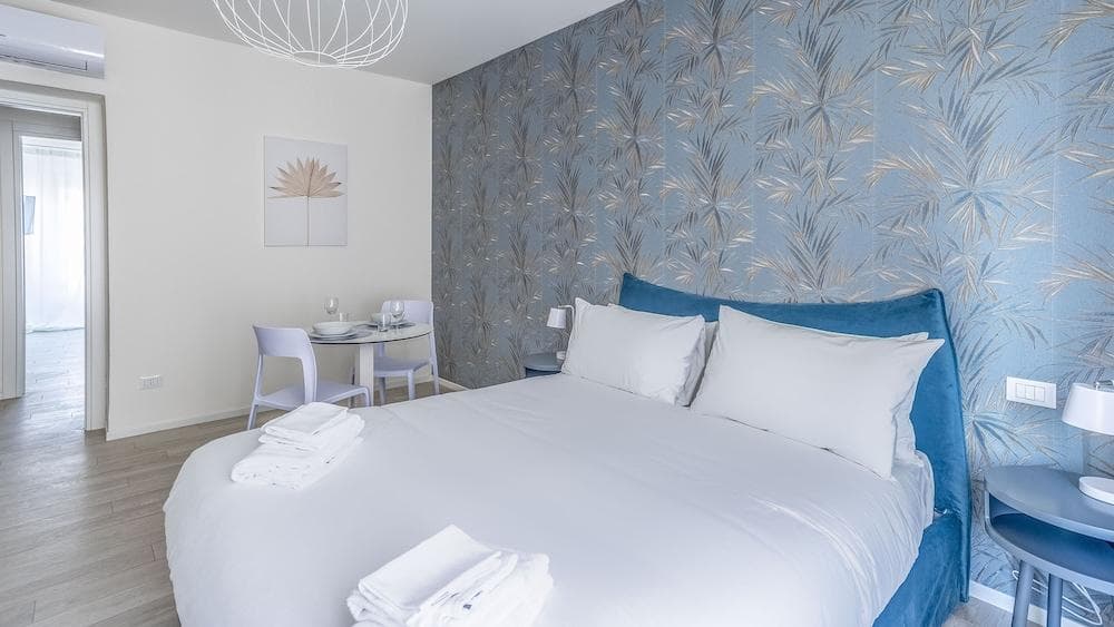 Italianway - the B Village New