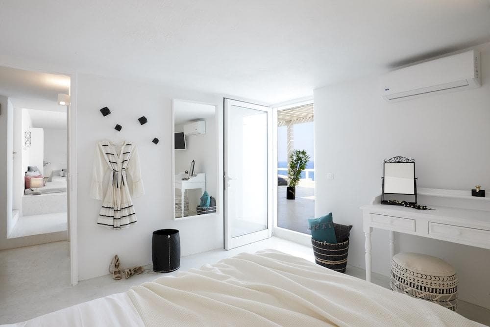 Infinite Blue Luxury Suites