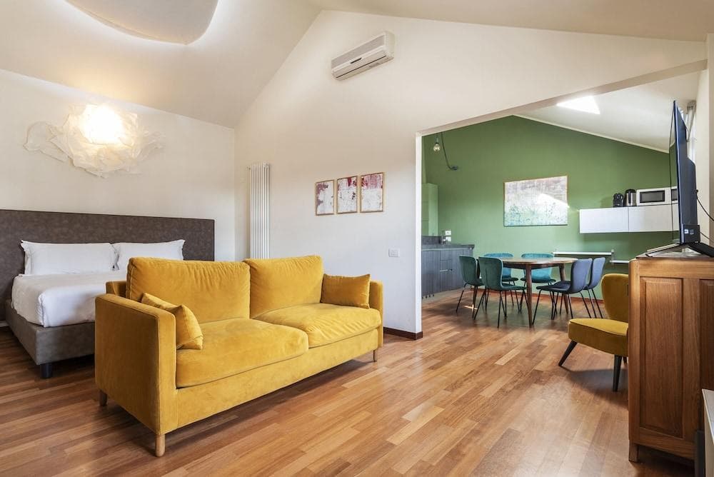 Easyhomes - Duomo View