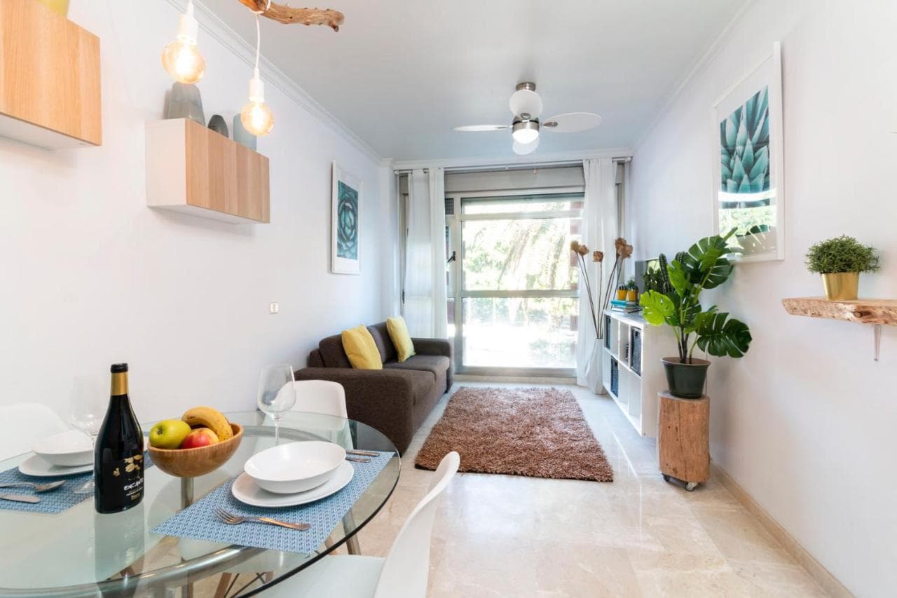 New Zafiro Centro Sta Cruz, Wifi&Gym