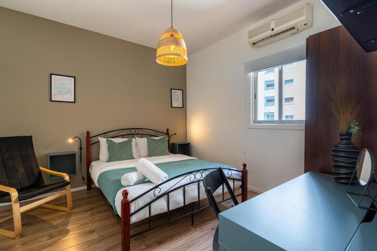 Chic Hideaway 1-Br Apt in Larnaca