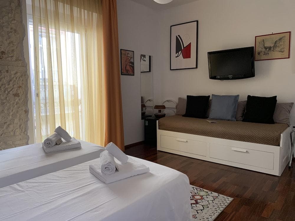 Qaral Bed And Breakfast (Adults only)