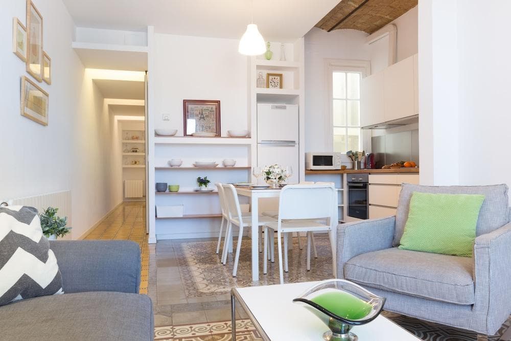 Montaber Apartments - Gracia Torrijos