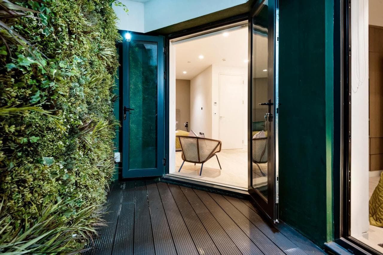 Arcore Premium Rental the Strand