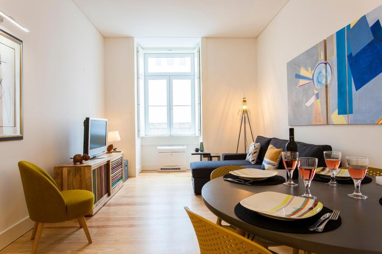 Joivy Modern 1-Bed Apt Nearby Praca Do Comercio, in Baixa