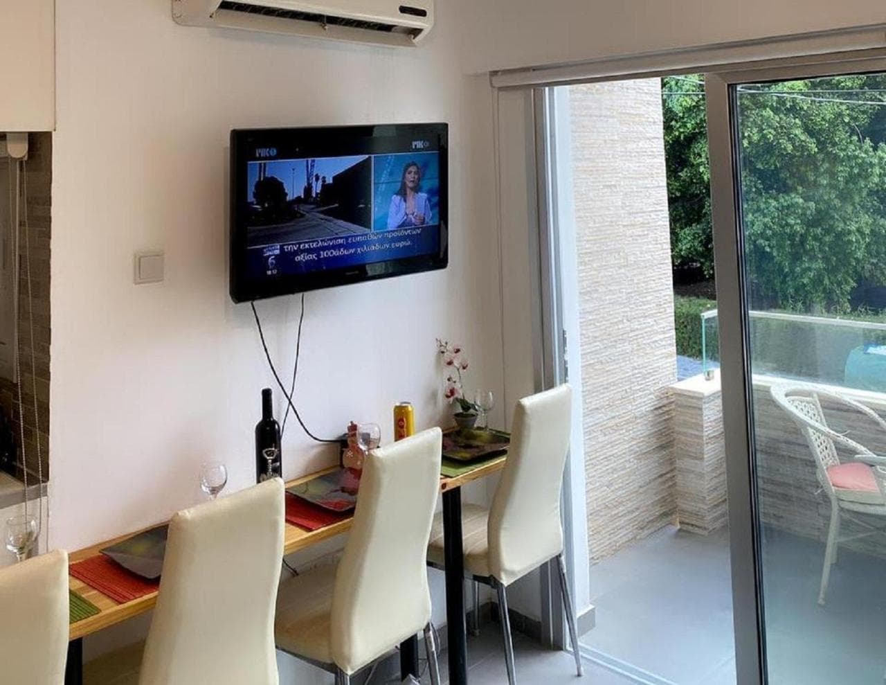 Next To the Beach Mackenzie Studio