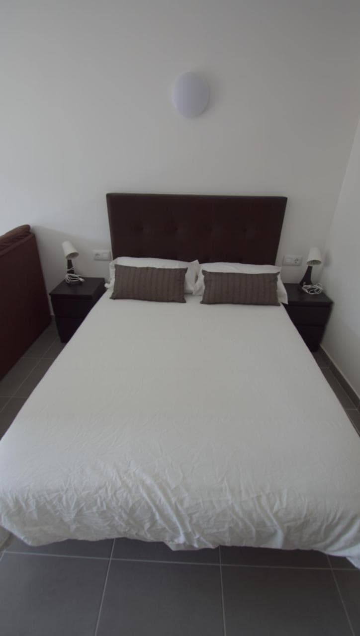 Centrico Apartamento Con Grandes Vistas Cerca de la Playa