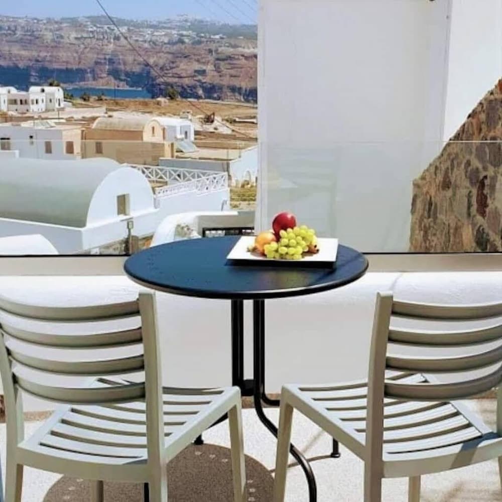 Amphora Suites & Villas