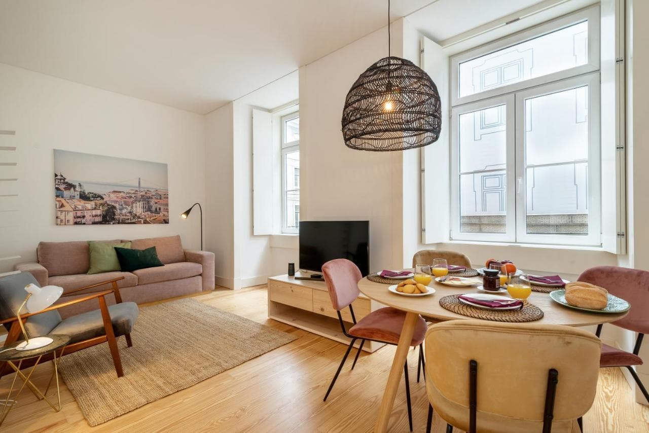 Modern 1bdr in Downtown Lisbon by Lovelystay