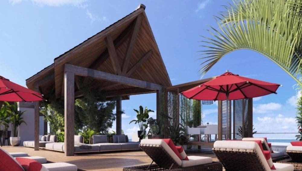 Sale! ! Big 95m Luxury Apt in Boutique Resort