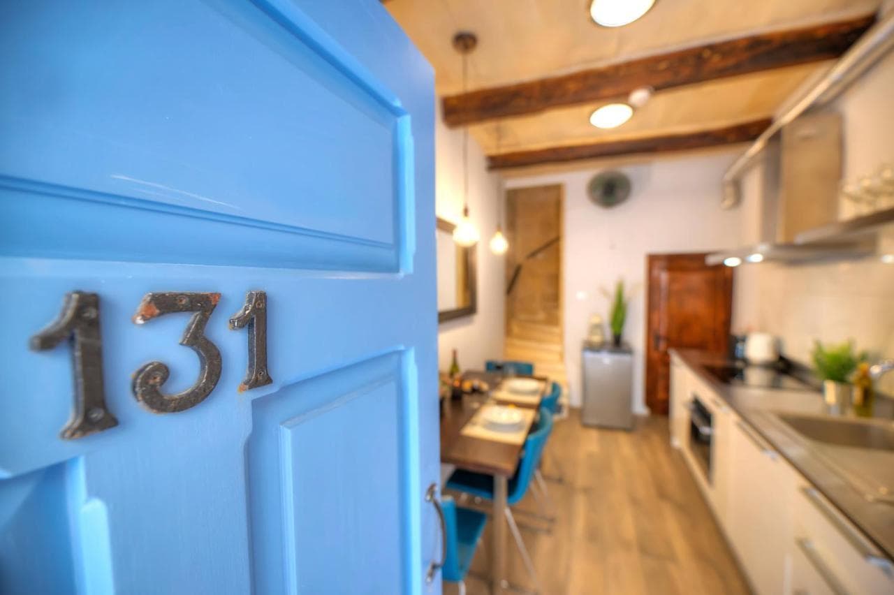 Romantic And Historical Maisonette in the Center of Valletta Mbal1-1