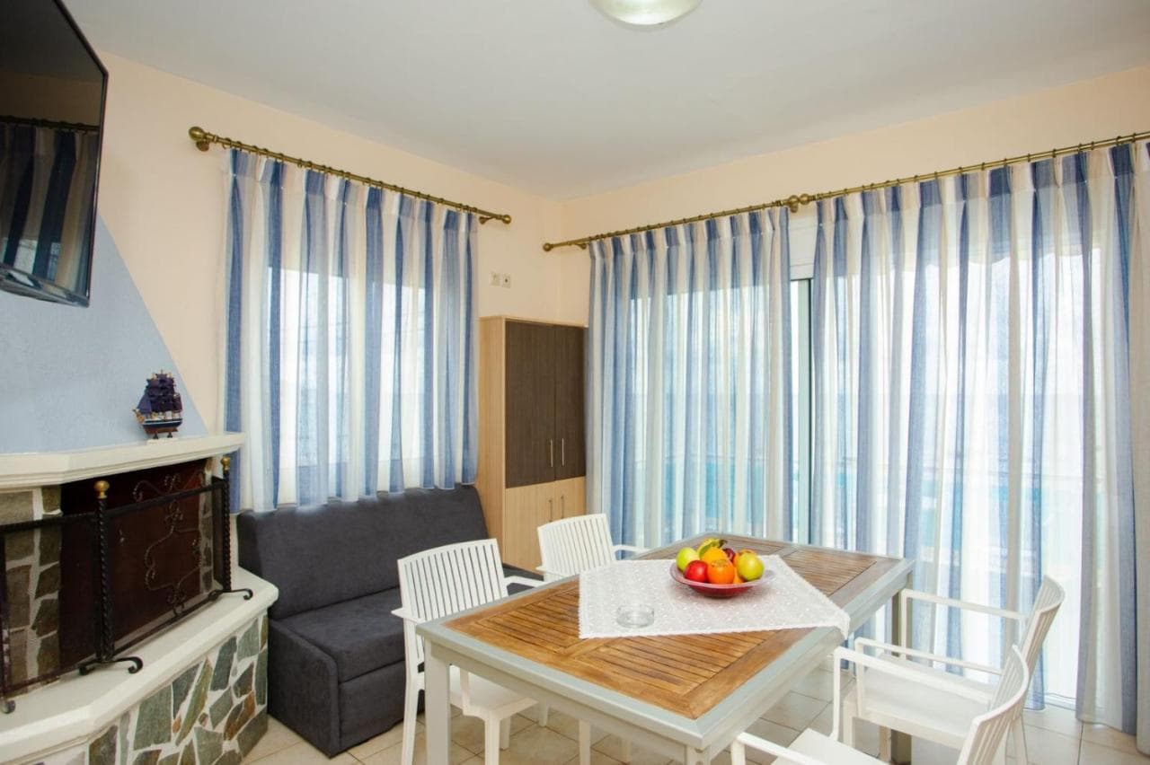 Tsampika's Sea View Home