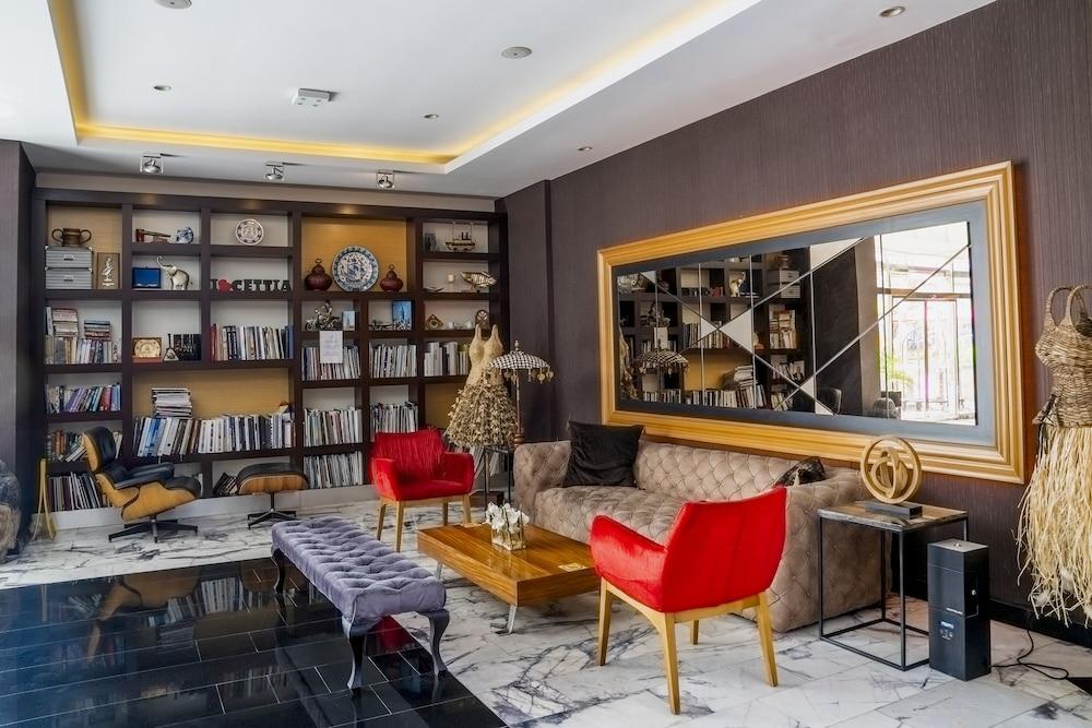 Cettia Beach Resort (Adults only) 2