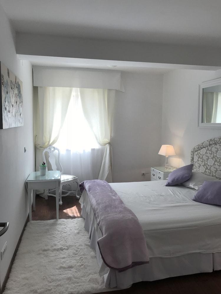 Residences Island View