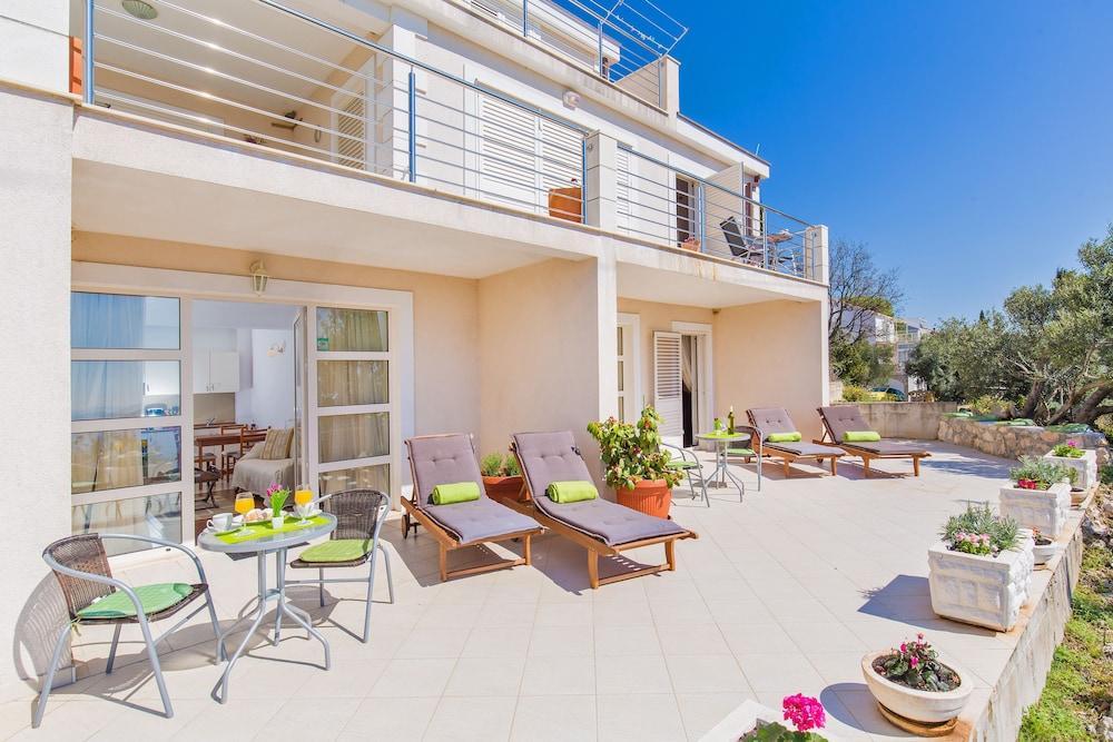 Residences Island View 2