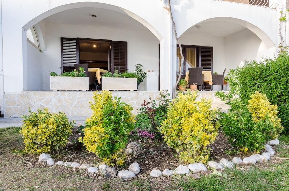 Apartments Sandito 1