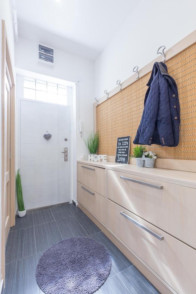 Real Apartments Zoltan 1