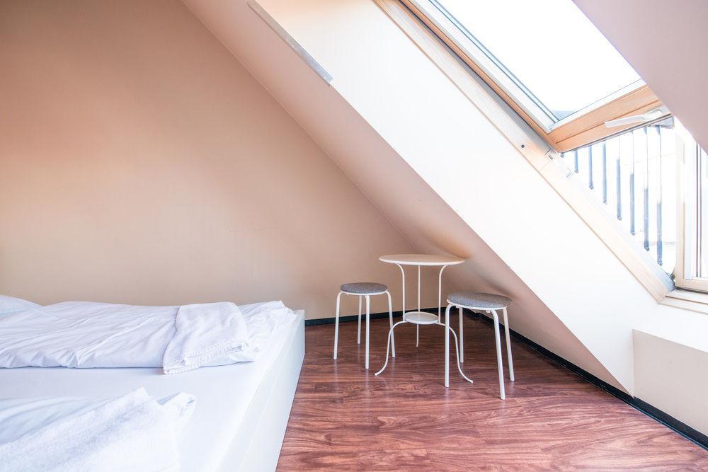 Wombat'S City Hostel the Lounge 2