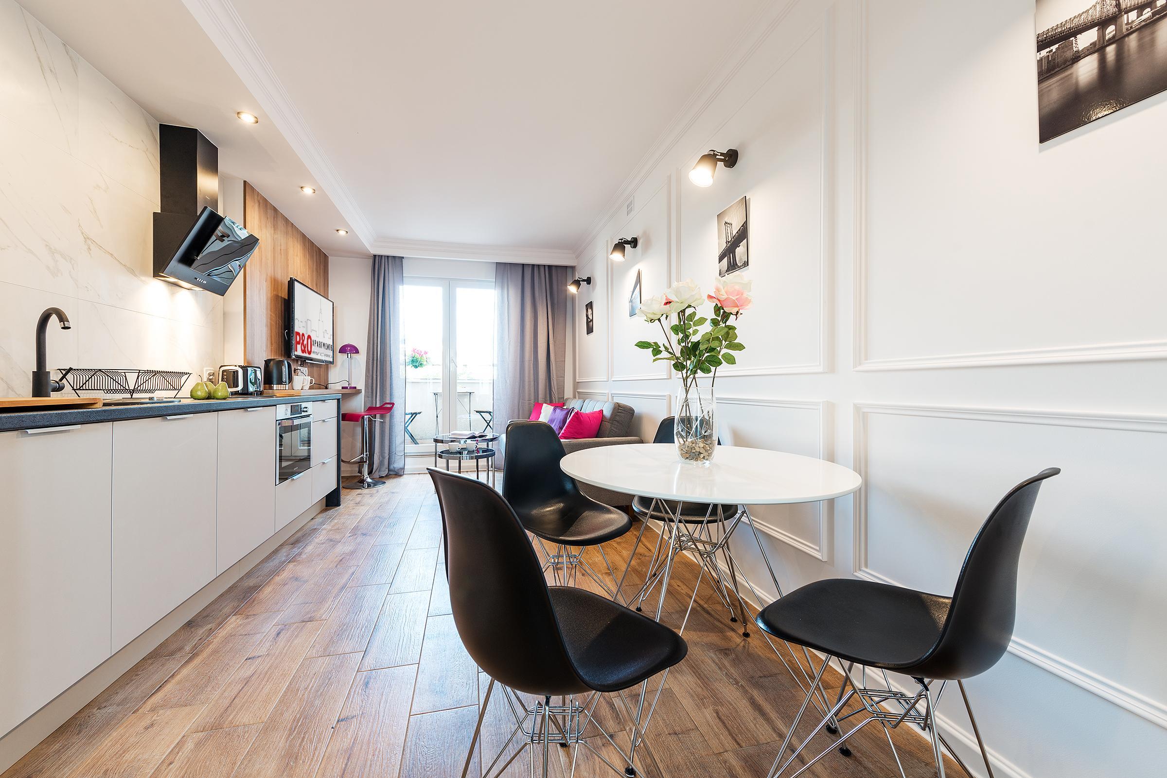 P&O Emilii Plater 3 1