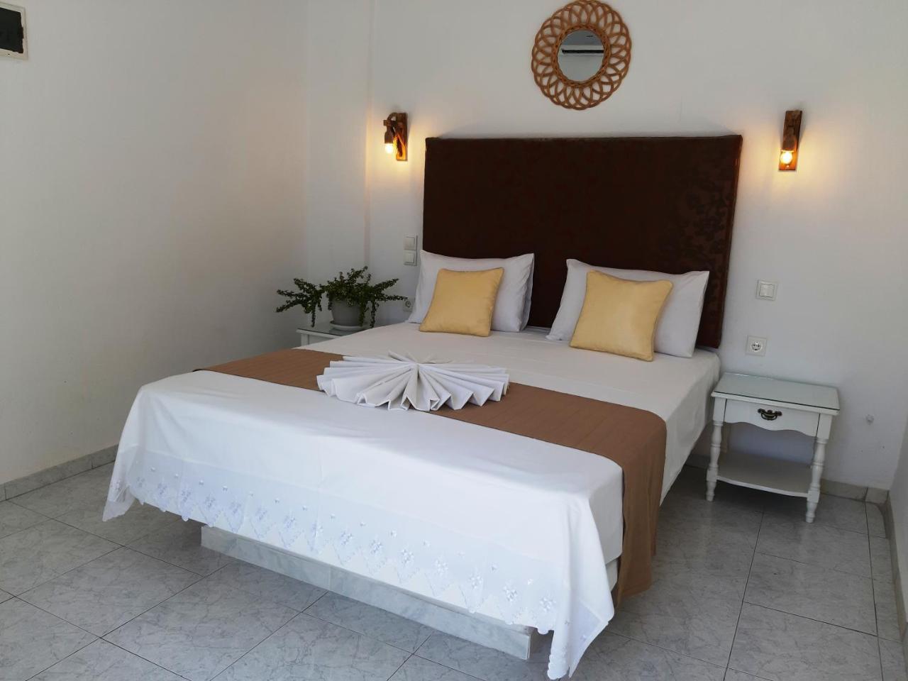 Atalos Hotel, Apartments & Suites