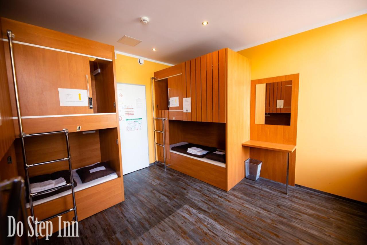 Do Step Inn Central 1