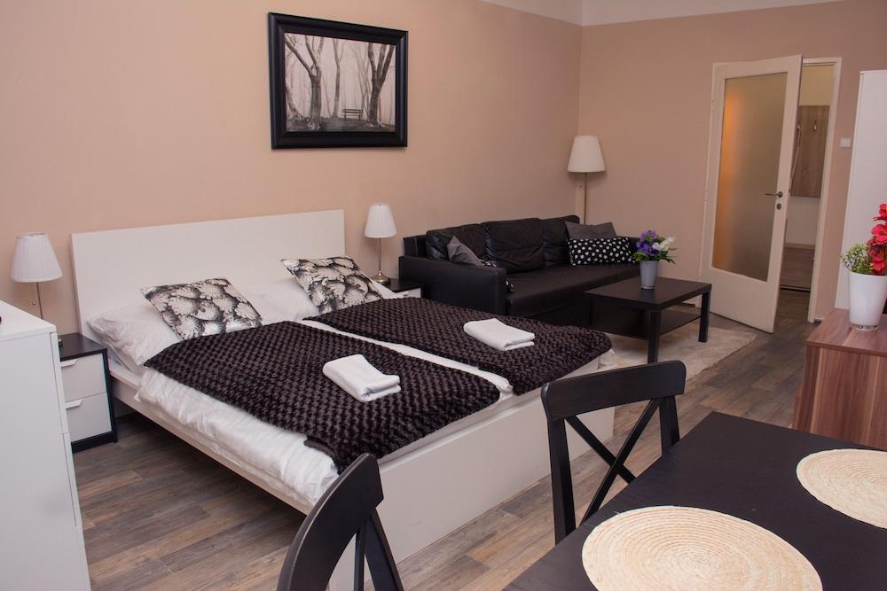 Wenceslas Square Apartment