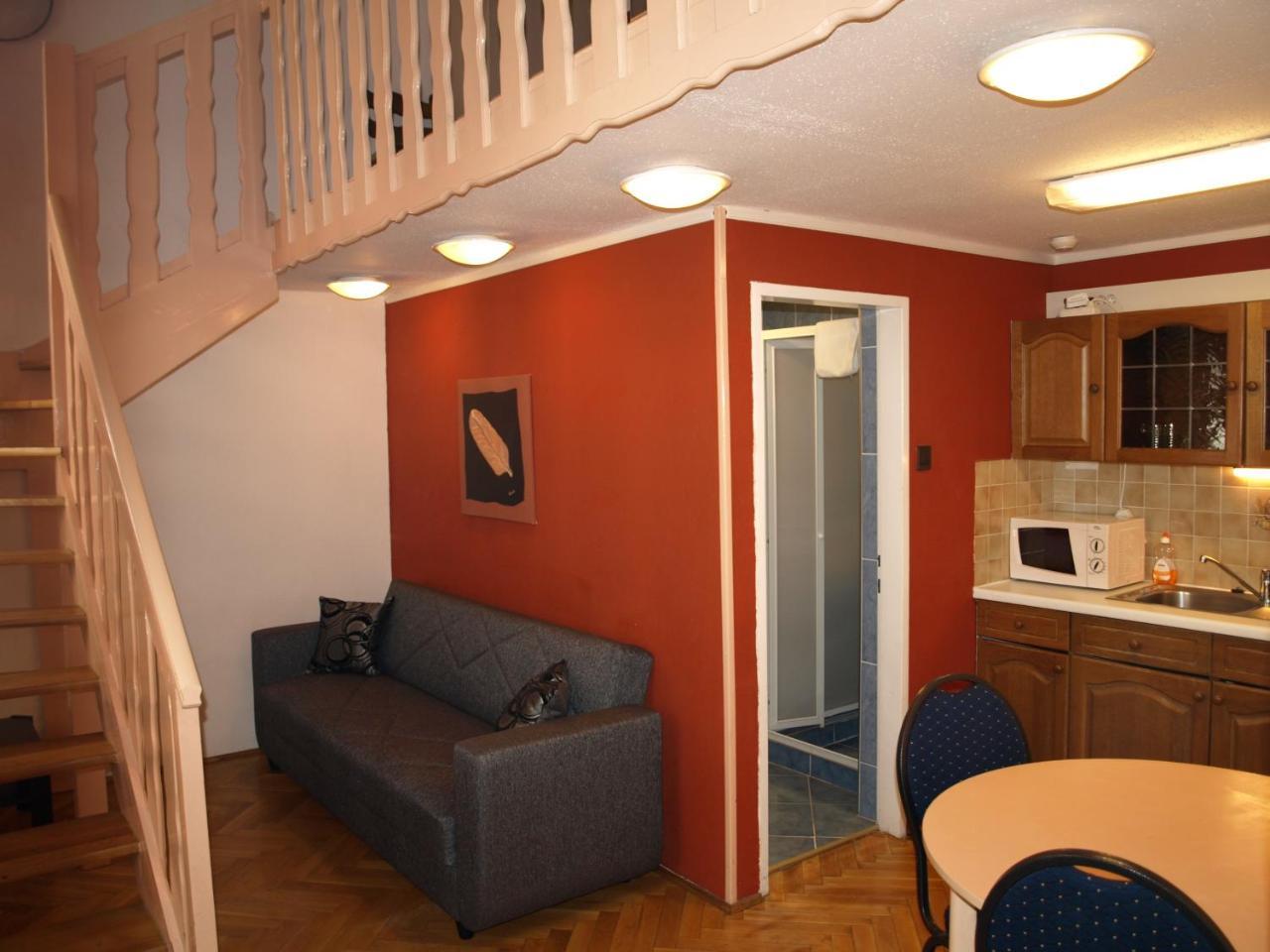 Liechtenstein Apartments II 2