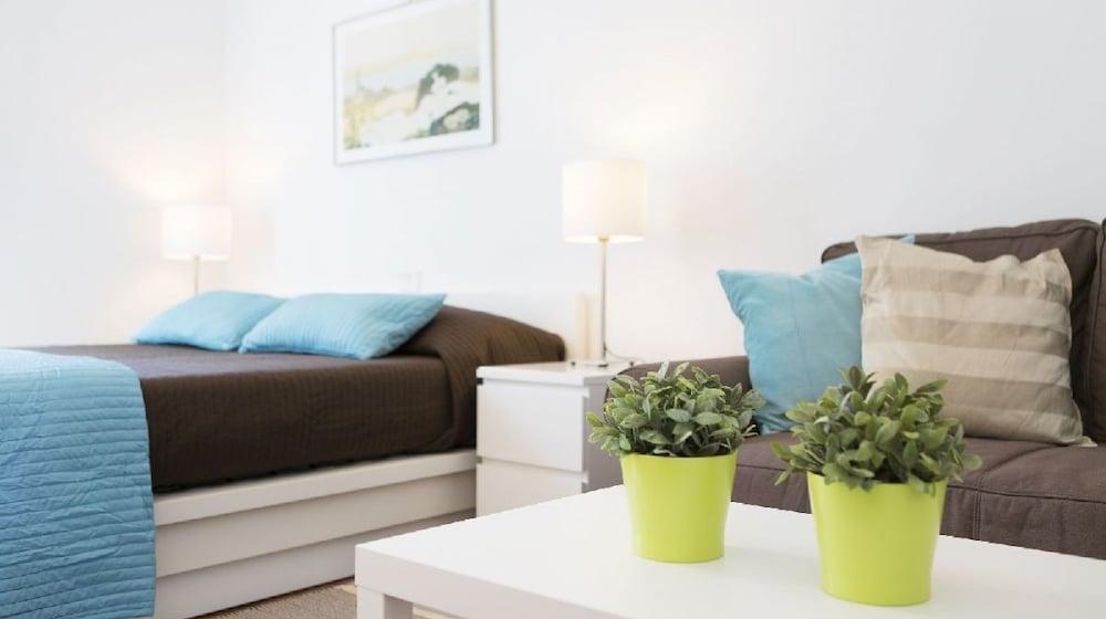 Fashion 37 Apartment 1