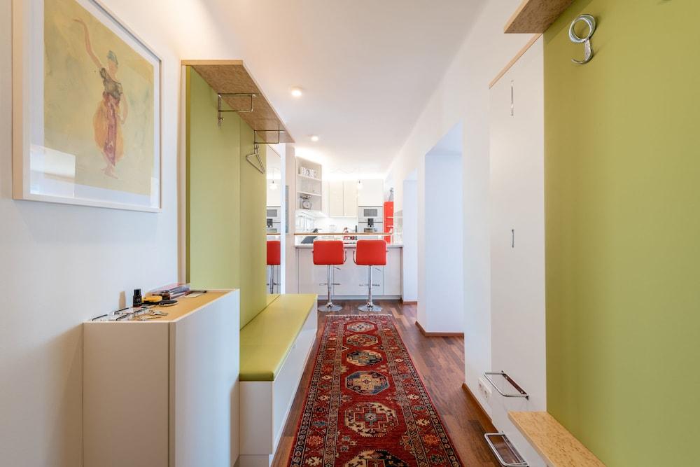 Skyflats Vienna Ring View 1