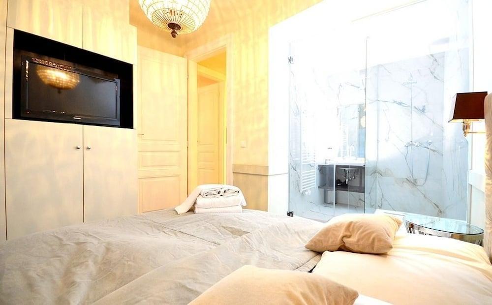 Vienna Residence Classy Apartment for 2 People Right in the Center of Vienna 1