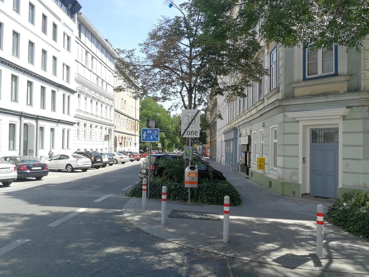 Vienna Gold Apartments 1