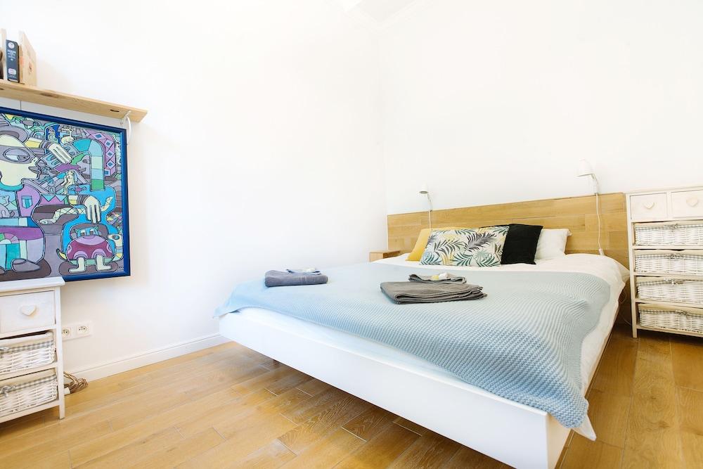 Warsaw Concierge Travellers Nest Wspolna 1