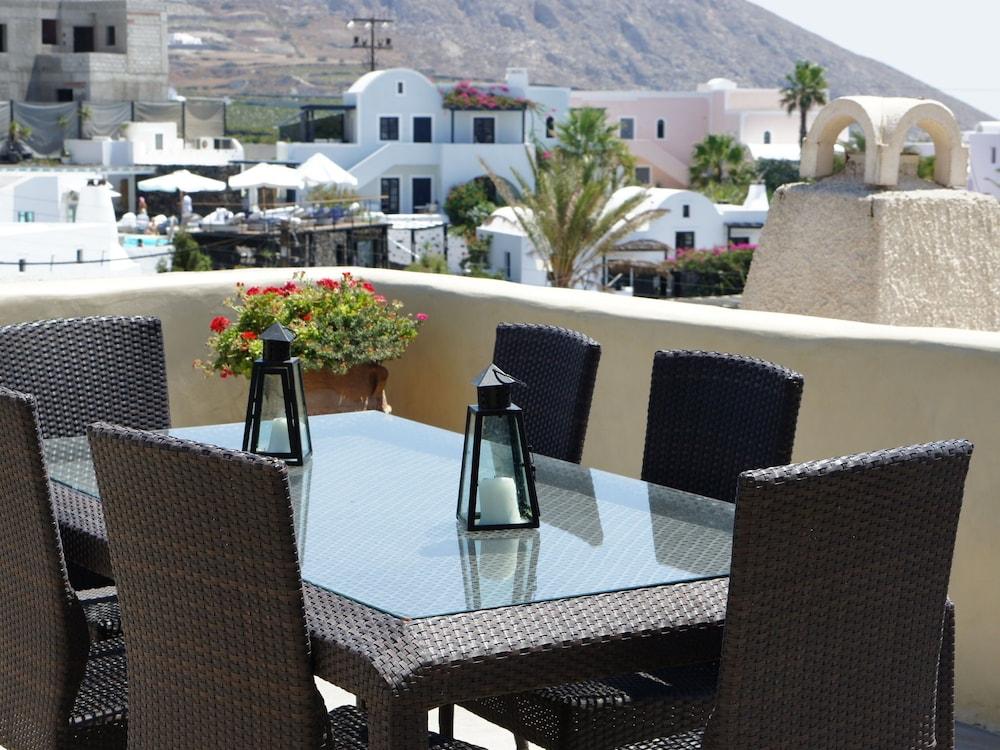 Extravagant Villa in Megalochori