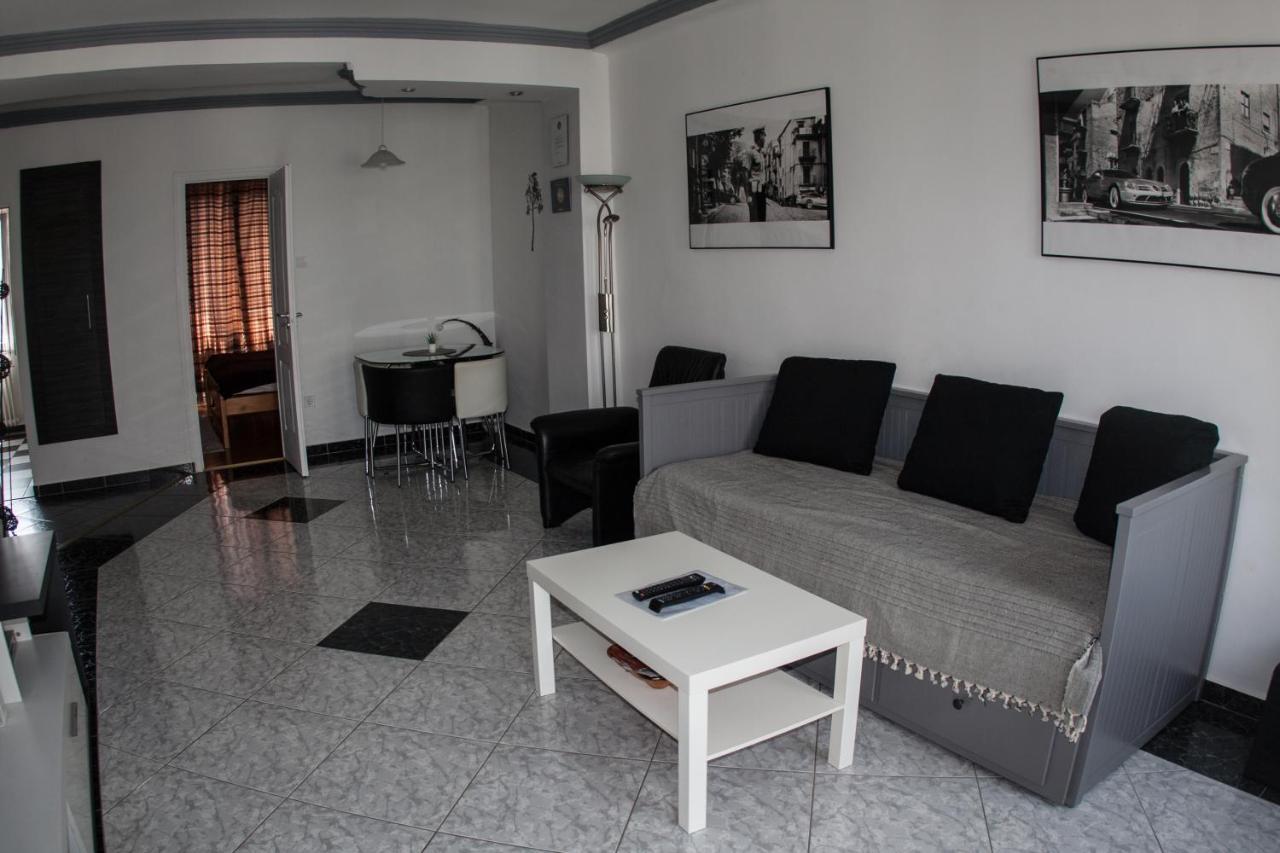 Deak Design Apartment 2