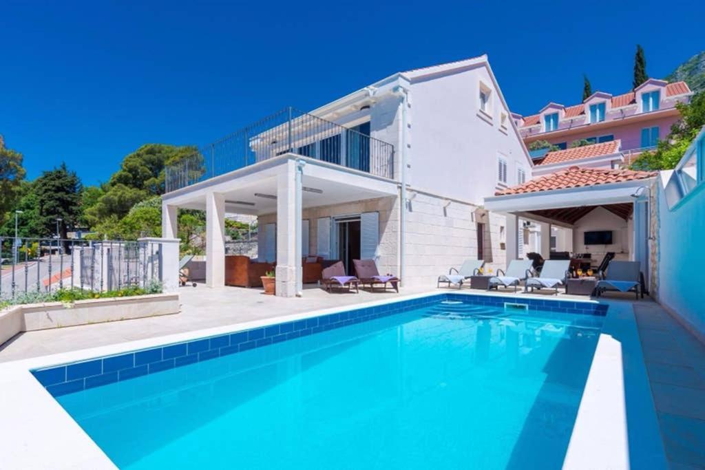 Villa Mlini with Private Pool And Sea View